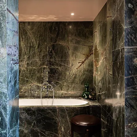 Hotell Florida 4*